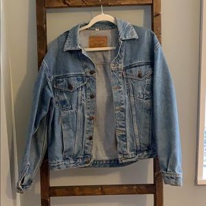 Vintage Levi’s Denim Jacket Size S